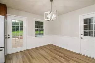3413 Creekwood Dr SE, Conyers, GA 30094 - Photo 7