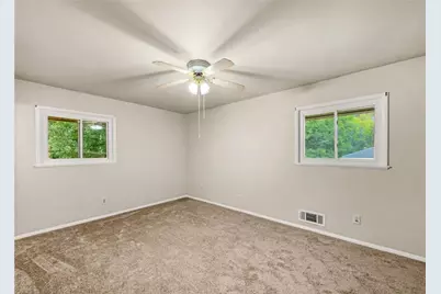 565 Wavelyn Way, Riverdale, GA 30274 - Photo 13
