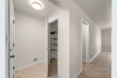 565 Wavelyn Way, Riverdale, GA 30274 - Photo 9
