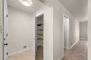 565 Wavelyn Way, Riverdale, GA 30274 - Photo 9