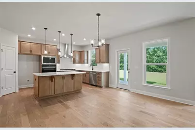 121 Lucas Court, Hoschton, GA 30548 - Photo 11