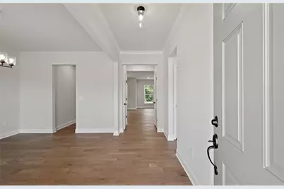 121 Lucas Court, Hoschton, GA 30548 - Photo 5
