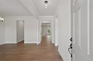 121 Lucas Ct, Hoschton, GA 30548 - Photo 5