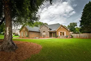 4207 Old Wood Dr, Conyers, GA 30094 - Photo 3