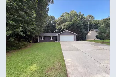 1627 Hearthstone Way, Jonesboro, GA 30236 - Photo 3