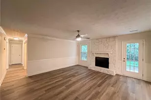 1627 Hearthstone Way, Jonesboro, GA 30236 - Photo 7