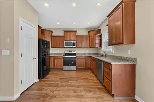 6345 Olmadison Pl, Atlanta, GA 30349 - Photo 5