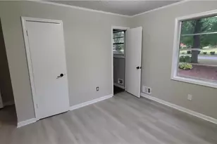422 Emmett St, Riverdale, GA 30274 - Photo 11