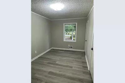 422 Emmett Street, Riverdale, GA 30274 - Photo 9