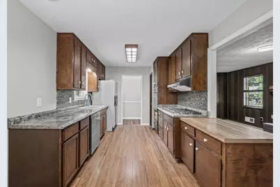 1050 Castlewood Drive, Woodstock, GA 30189 - Photo 13