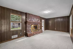 1050 Castlewood Dr, Woodstock, GA 30189 - Photo 9