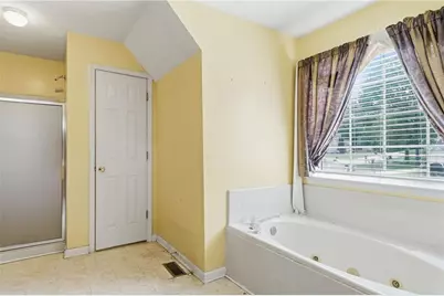 1787 Wedgewood Drive, Stone Mountain, GA 30088 - Photo 9