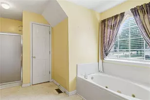 1787 Wedgewood Dr, Stone Mountain, GA 30088 - Photo 9