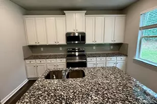 412 McGinnis Cir, Calhoun, GA 30701 - Photo 9