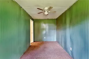 77 York Dr NE, Plainville, GA 30733 - Photo 17