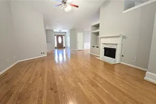 272 Leatherwood Ct, Lawrenceville, GA 30043 - Photo 3