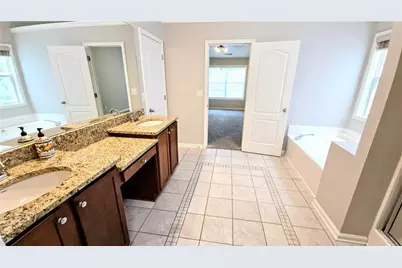 272 Leatherwood Court, Lawrenceville, GA 30043 - Photo 17