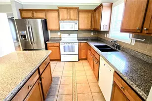 272 Leatherwood Ct, Lawrenceville, GA 30043 - Photo 13
