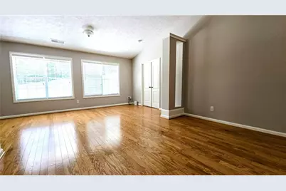 272 Leatherwood Court, Lawrenceville, GA 30043 - Photo 9