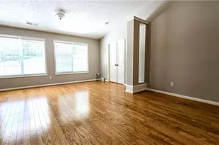 272 Leatherwood Ct, Lawrenceville, GA 30043 - Photo 9