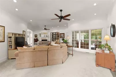 3869 Alexandria Drive, Gainesville, GA 30506 - Photo 11
