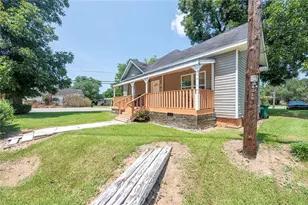 823 Cooper Dr NE, Dawson, GA 39842 - Photo 17