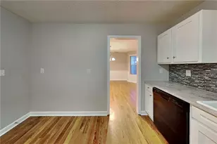 5027 Wesleyan Dr, Woodstock, GA 30189 - Photo 7