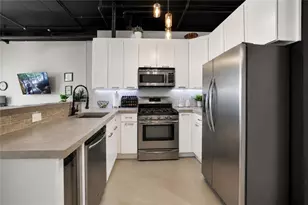 881 Memorial Dr SE, Atlanta, GA 30316 - Photo 9