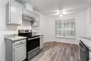 605 Garden Ct, Atlanta, GA 30328 - Photo 11