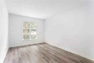 605 Garden Court, Atlanta, GA 30328 - Photo 13