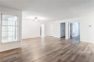 605 Garden Ct, Atlanta, GA 30328 - Photo 5