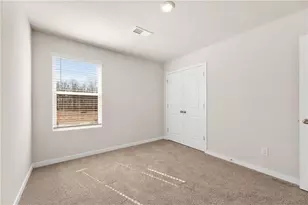 7501 Clover Ln, Flowery Branch, GA 30542 - Photo 13