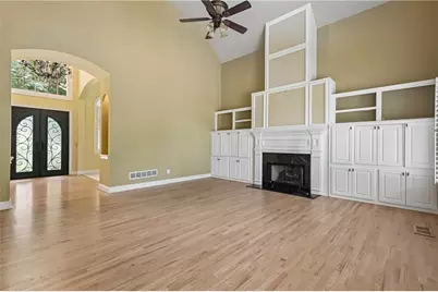 703 Prestige Point, Peachtree City, GA 30269 - Photo 3