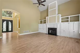 703 Prestige Point, Peachtree City, GA 30269 - Photo 3