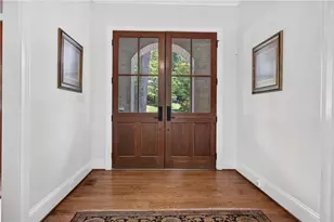 4584 Meadow Valley Dr, Sandy Springs, GA 30342 - Photo 7