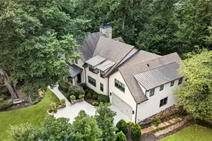 4584 Meadow Valley Dr, Sandy Springs, GA 30342 - Photo 3