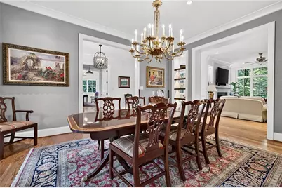 4584 Meadow Valley Drive, Sandy Springs, GA 30342 - Photo 15