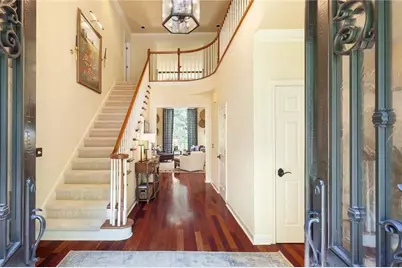 5825 Plantation Drive, Roswell, GA 30075 - Photo 9