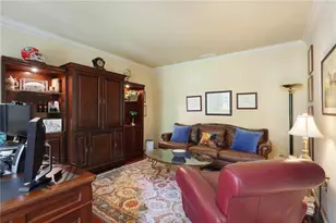 5825 Plantation Dr, Roswell, GA 30075 - Photo 13