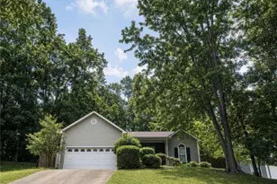 5823 N Cove Rd, Gainesville, GA 30504 - Photo 1