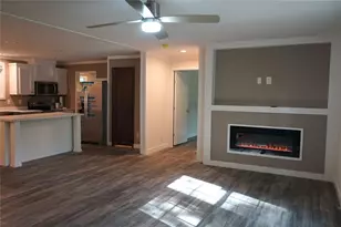 210 Woodland St, Homer, GA 30547 - Photo 5