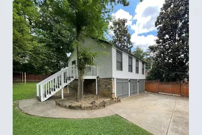 1539 N Morningside Drive #Carriage House, Atlanta, GA 30306 - Photo 3