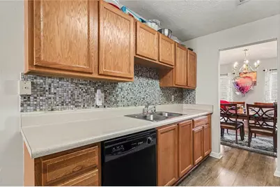 8280 Mayfern Drive, Fairburn, GA 30213 - Photo 11