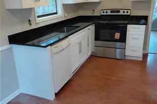 257 Castleair Dr NE, Kennesaw, GA 30144 - Photo 3