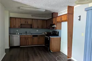 2073 Beechwood Dr, Conyers, GA 30013 - Photo 9