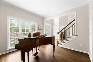 4910 Bettes Ct, Alpharetta, GA 30004 - Photo 5