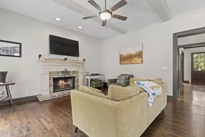 1458 Hedgewood Lane NW, Kennesaw, GA 30152 - Photo 9