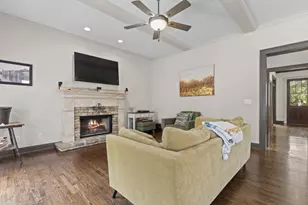 1458 Hedgewood Ln NW, Kennesaw, GA 30152 - Photo 9