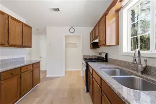 201 Colony Springs Dr, Woodstock, GA 30188 - Photo 15