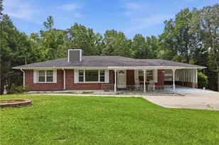 3651 Ledan Rd, Gainesville, GA 30506 - Photo 1